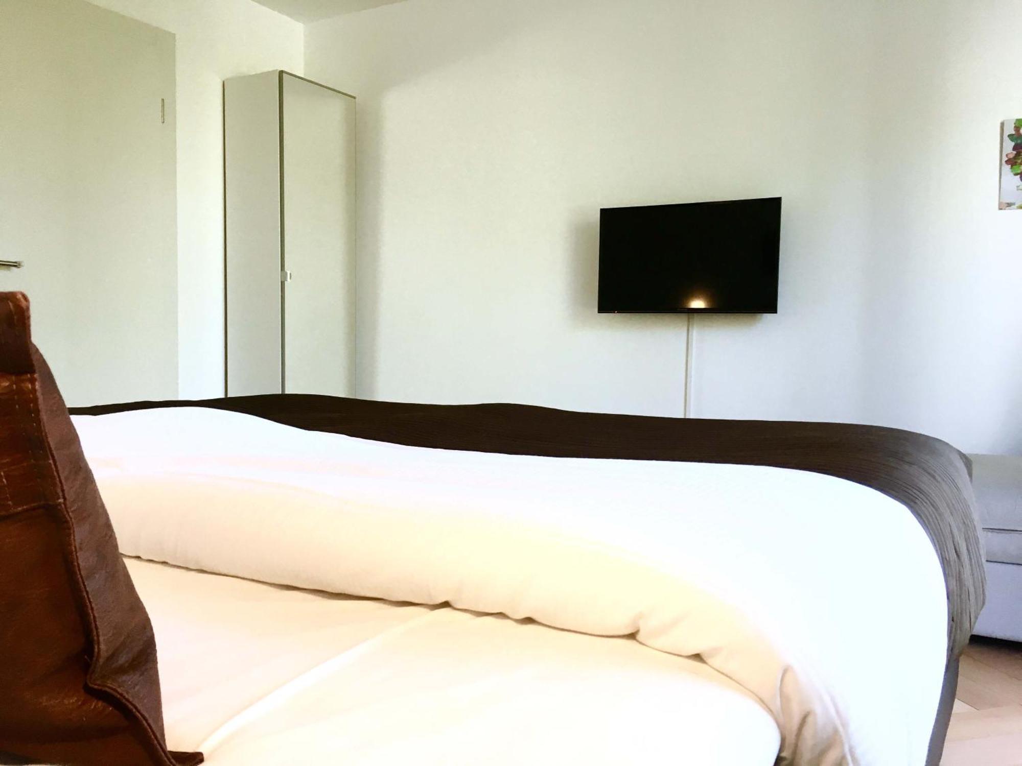 Viadukt Homestay Zurich Ngoại thất bức ảnh